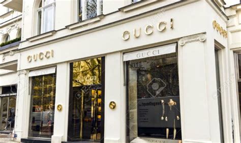 gucci lavora con noia|gucci posizioni aperte.